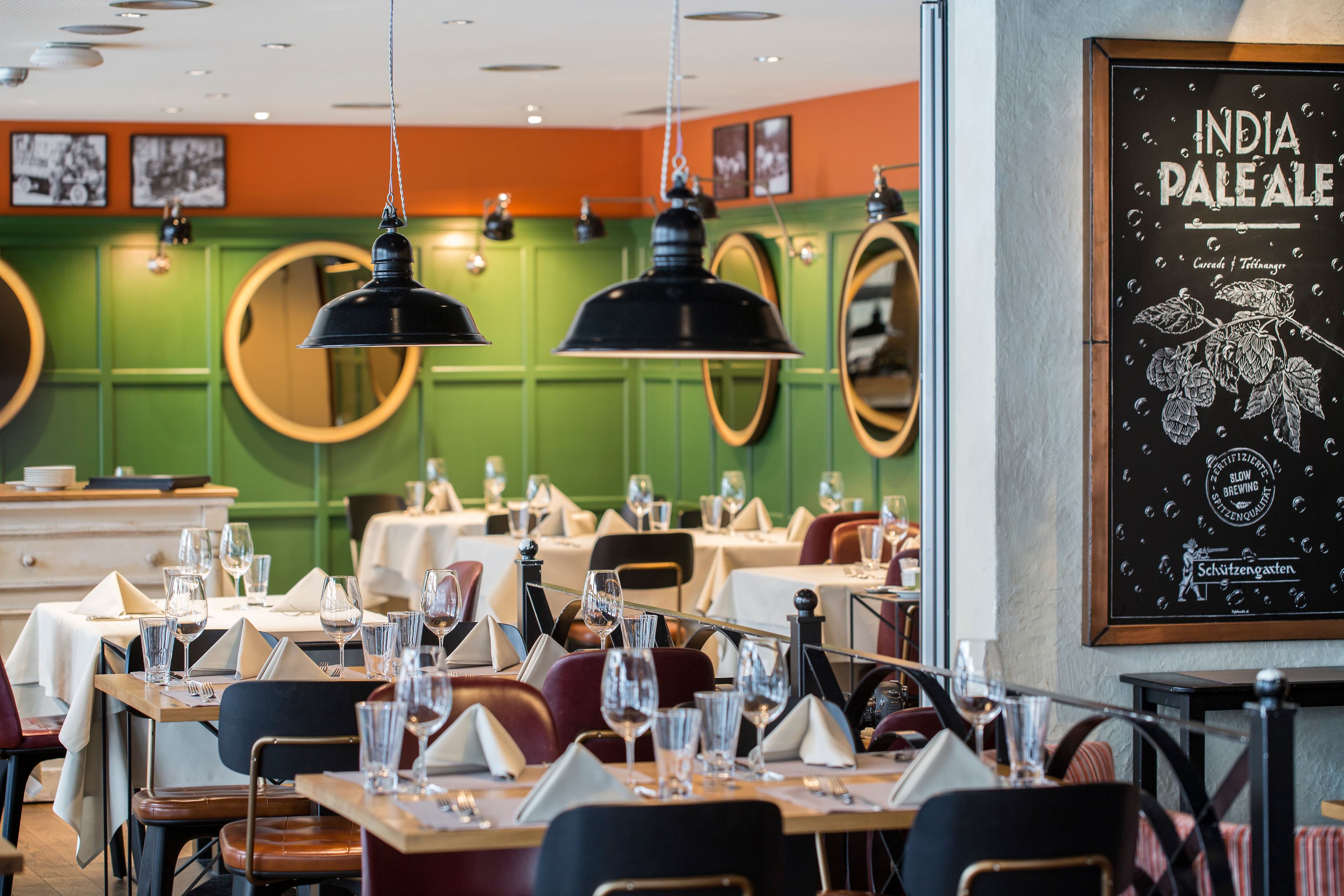 Innenansicht des Restaurants netts schützengarten in St. Gallen